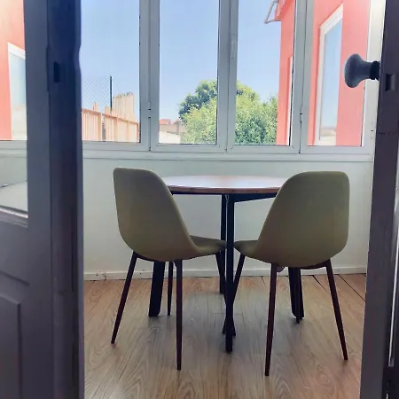 Magnólia Hostel&suites * Oporto